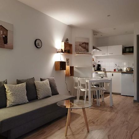 La Maisonnette Au Centre Ville ล็องส์ ภายนอก รูปภาพ