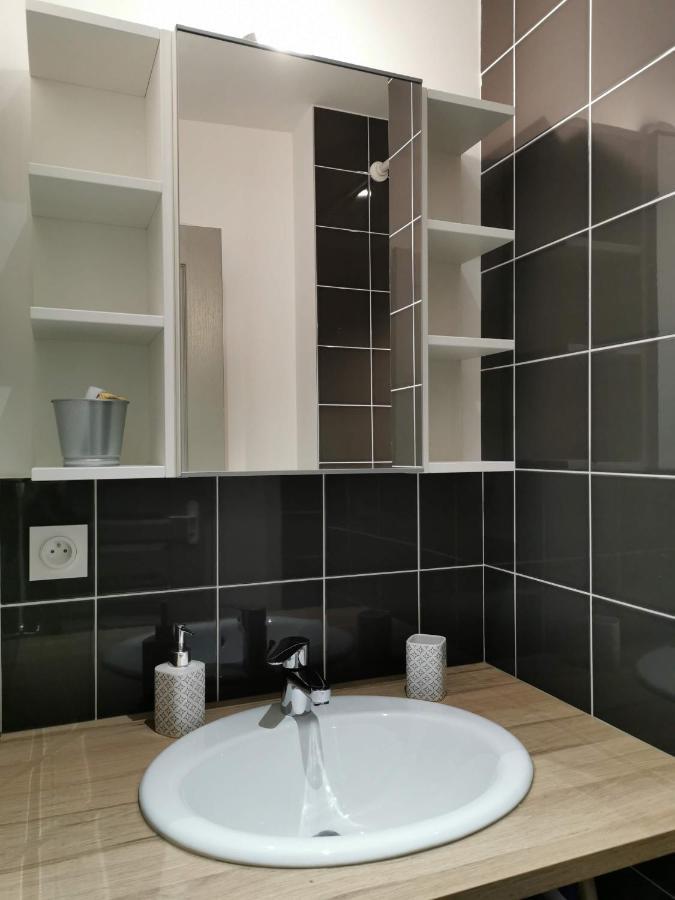 La Maisonnette Au Centre Ville ล็องส์ ภายนอก รูปภาพ